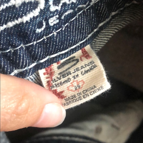 🌟Like New Silver Jeans🌟 - Picture 9 of 9